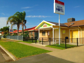 Baths Motel