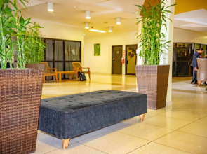 Highlander Hotel
