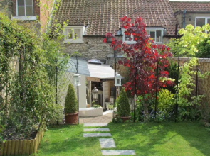 Lavender Cottage, Grade 2 Listed Period Stone Built Cottage In Pickering, North Yorkshire