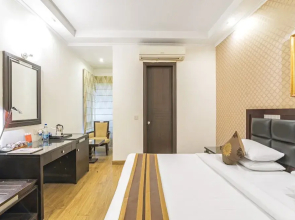 Royal Residence On MG Road