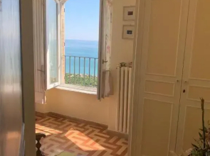 La Casa Di Torre Di Palme