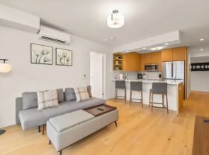 Sky Ala Moana 4209 2 Bedroom Condo by RedAwning