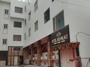 Hotel JVS Palace