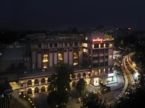 Sunday Hotel Vadodara
