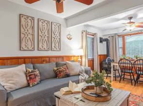 Minutes to Lake Arrowhead Village Cozy & Secluded Cedar Cove by Avantstay