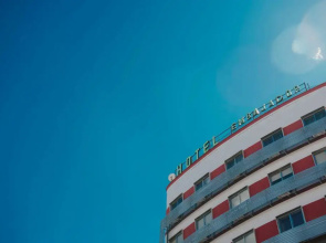 Hotel Embajador