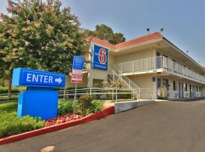 Motel 6 West Sacramento, CA