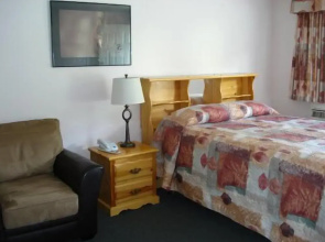 Mountain Springs Motel & RV Park