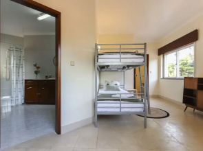 Sintra Classic Villa by Homing