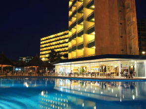 Vibra Beverly Playa Hotel