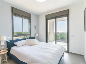 Sunlit Balcony & Coastal Charm by Sea N' Rent