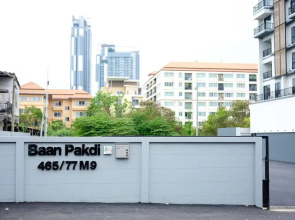 Baan Pakdi