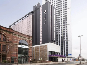 Premier Inn Leeds City Centre - Wellington Street