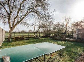 Vintage Chic Coach House