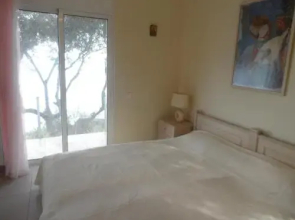 Michalis Holiday Home