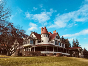 Idlwilde Inn