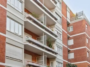 MM Bernini Roomy Apartment