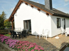 Attractive Holiday Home in Xhoffraix with Barbecue