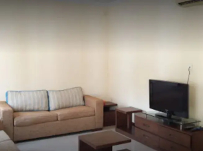 Golden Sands Apartments