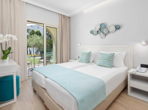 Delfinia Hotels