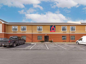 Studio 6 Extended Stay Rochester Greece NY