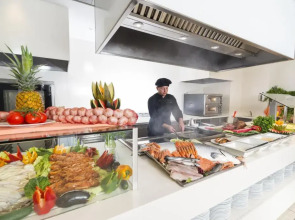 Aparthotel Costa Encantada