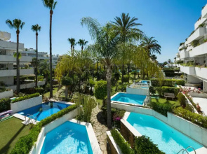 Los Granados Puerto Banus