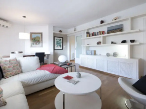 Tennis Apartment TVL 105