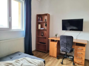 Iulius Town Charm: Cozy 2 BR
