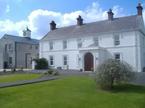 Luxury Cottage Clocktower/royal Hillsborough