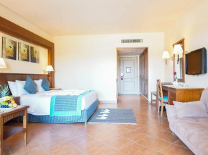 Charmillion Club Aqua Park