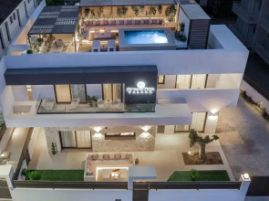 Savvas & Maria Palace