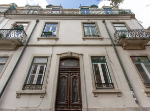 Spacious Tailor Made Bairro Alto