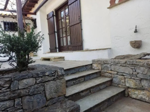 Lito's dream villa by the sea!