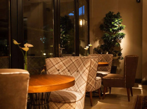 Juliet Rooms & Kitchen