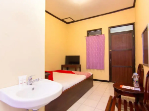 Pondok Wisata Sri Widodo by OYO Rooms