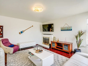 Pinole Oasis w/ Gazebo & Gas Grill: Close to Napa