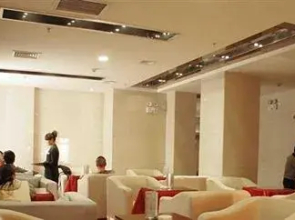 Yinchuan Lang Yue Hotel