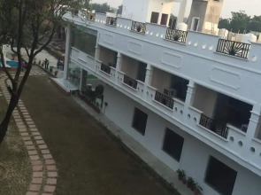 Babian Imperial Resort