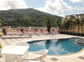 Patong Hemingway's Hotel
