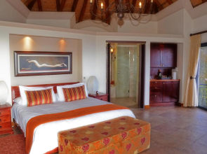 Bezweni Lodge