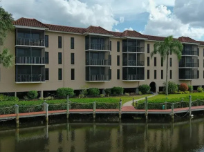 Quiet Condo Near Downtown Punta Gorda 2 Bedroom Condo