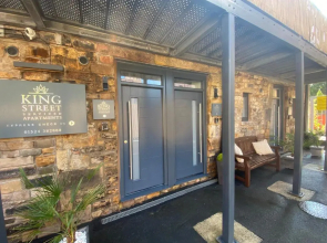 King Street Serviced Apartments