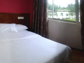 Universal Inn