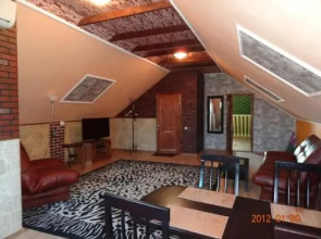 Guest House Rim