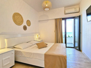 Sunset Beach Hotel