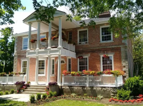Locust Grove Historic Estate Bed And Breakfast