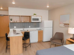 LivAway Suites Austin San Marcos