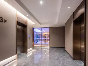 tianhai botang  hotel (balihu tiyu zhongxin  dian)
