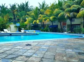 Les Orchidees Apartments